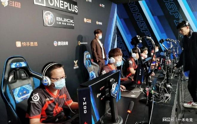 我们不妨借 我们不妨借